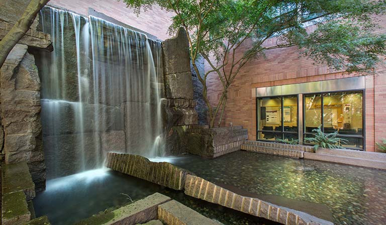 The waterfall in the Towne Courtyard next to the Thomas Building on Seattle's Fred Hutch campus