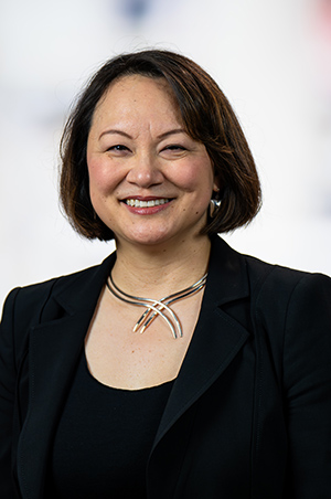 Dr. Delphine Chen MD