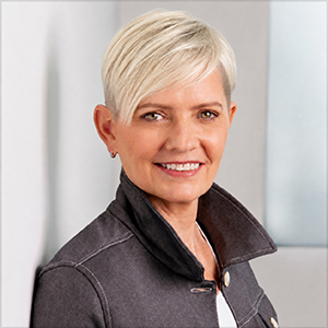 Headshot of Leigh Morgan.