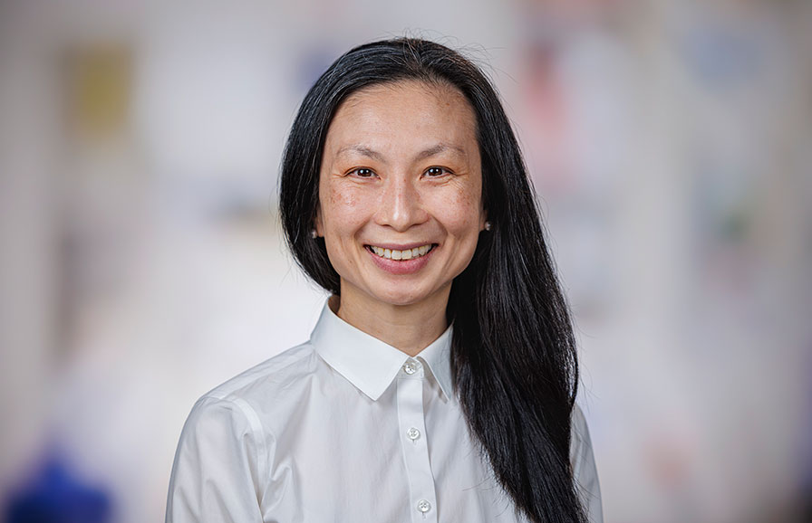 Laahn Foster, MD